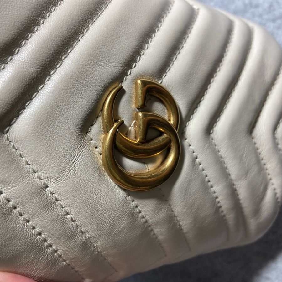 Gucci米白水桶包-9