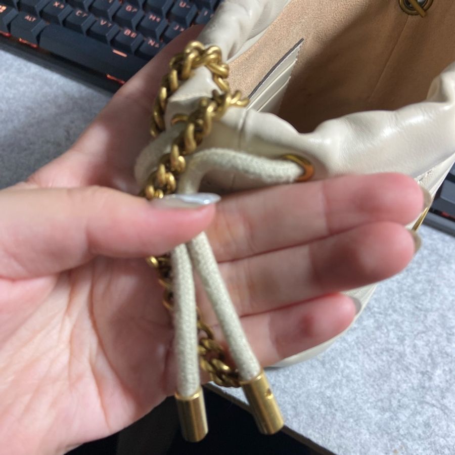 Gucci米白水桶包-10