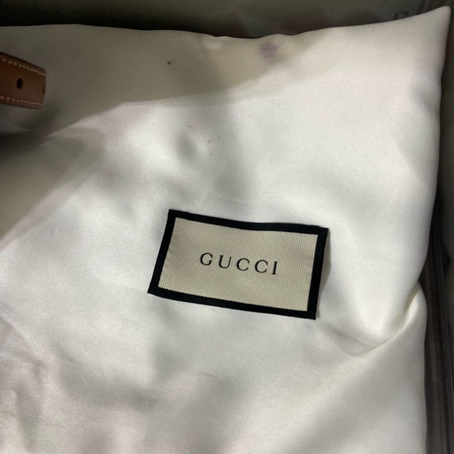 Gucci米白水桶包-11