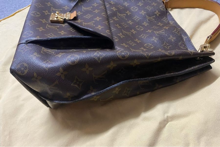 LV Métis 泫雅款hobo 購物包 肩包 斜挎包-15