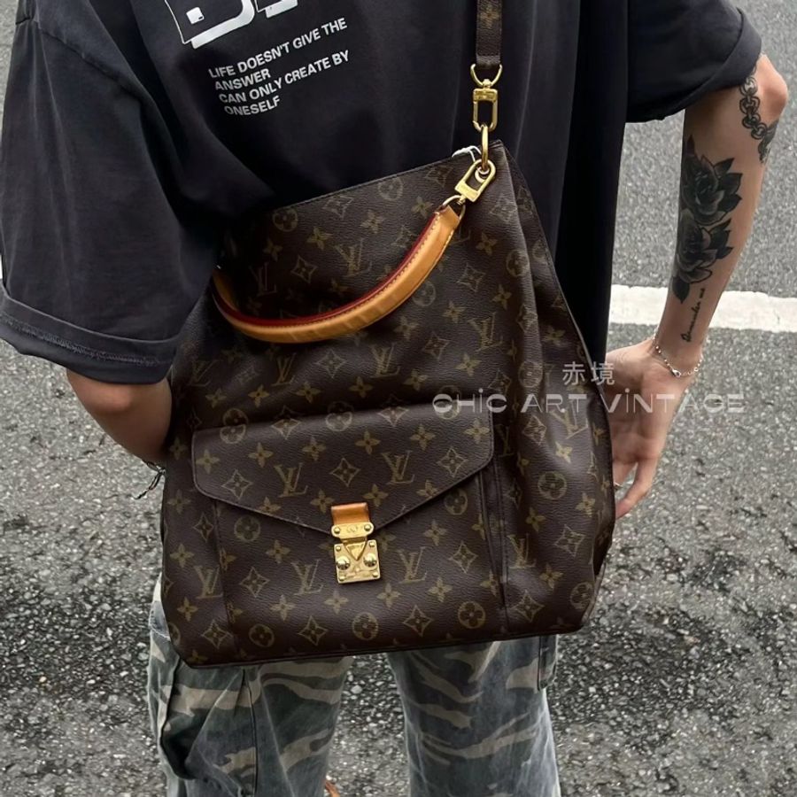 LV Métis 泫雅款hobo 購物包 肩包 斜挎包-8