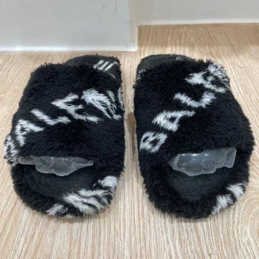 Balenciaga 巴黎世家毛拖鞋-3