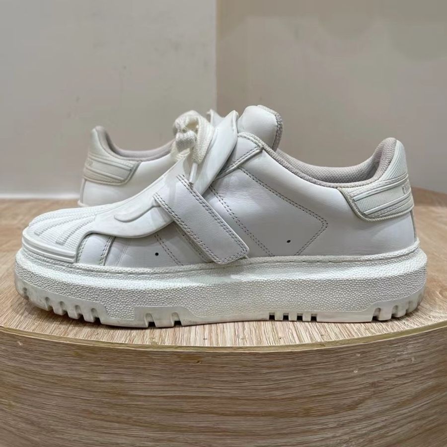 Dior貝殼小白鞋-3