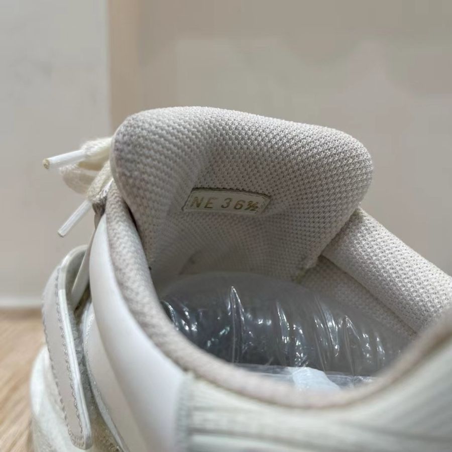 Dior貝殼小白鞋-7