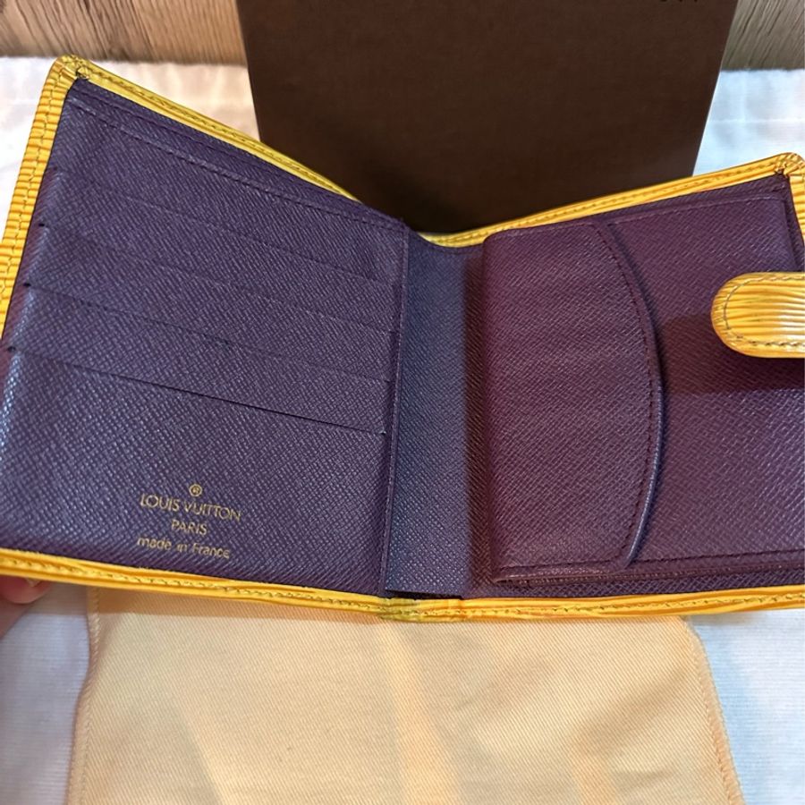 專櫃正品 LOUIS VUITTON EPI 水波紋 黃紫色 短夾-2
