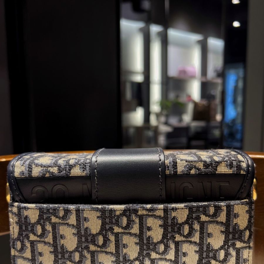 ► DIOR 老花Montaigne Box 藍色緹花單肩包▫️斜背包-1