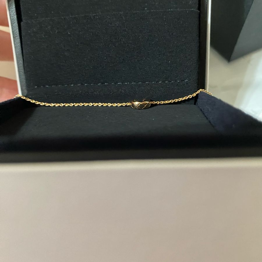 香奈兒COCO Crush 18K 米金C手鍊-9