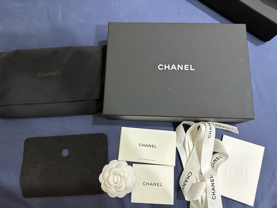 Chanel cf 二合一手機包-13