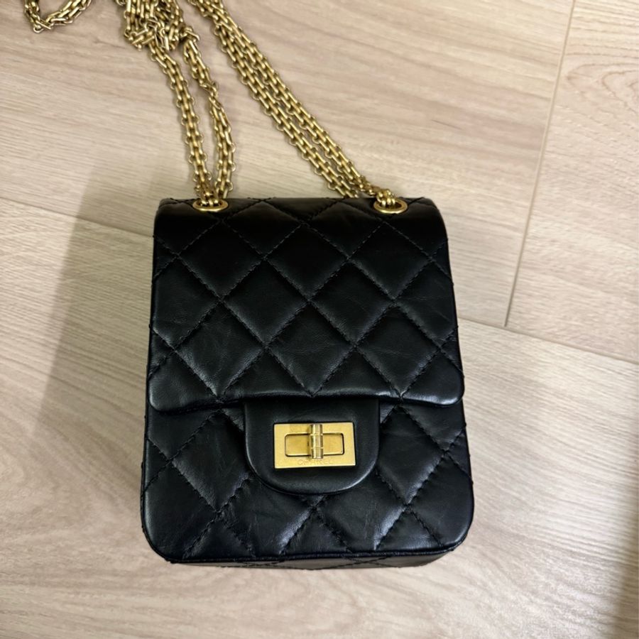 CHANEL 2.55 手機包 斜背包 肩背包-1