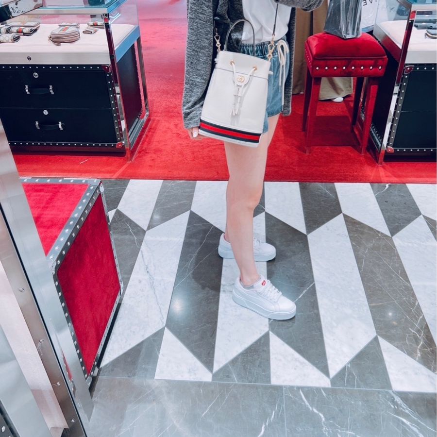 Gucci OPHIDIA系列皮革兩用白色水桶包 全新-5