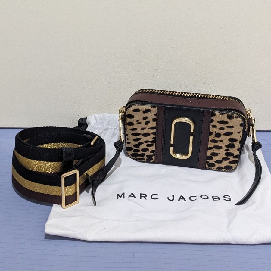 Marc Jacobs 特殊款Snapshot防刮皮革雙層相機包-0