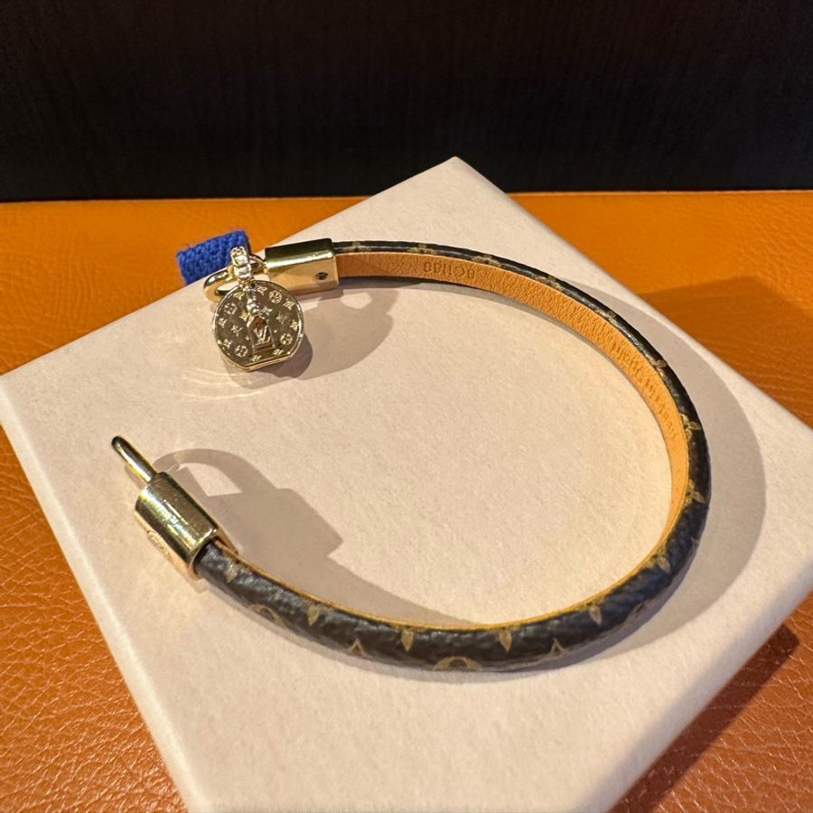【Louis Vuitton】老花圓餅手鐲-6