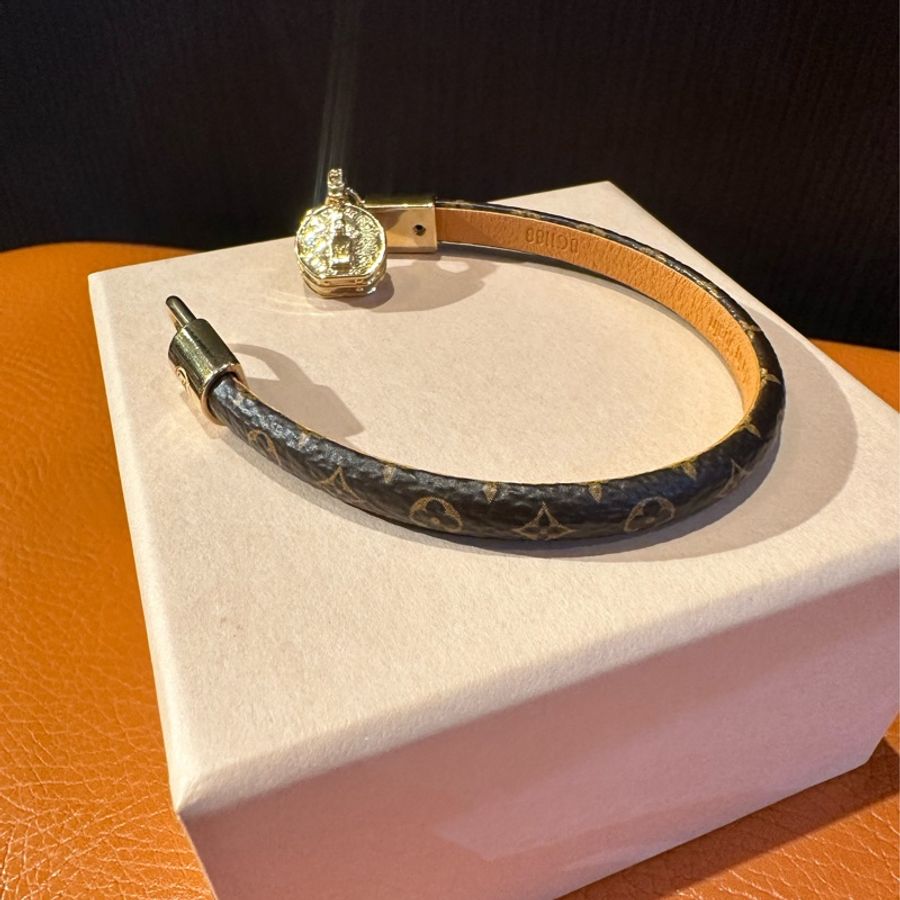 【Louis Vuitton】老花圓餅手鐲-7