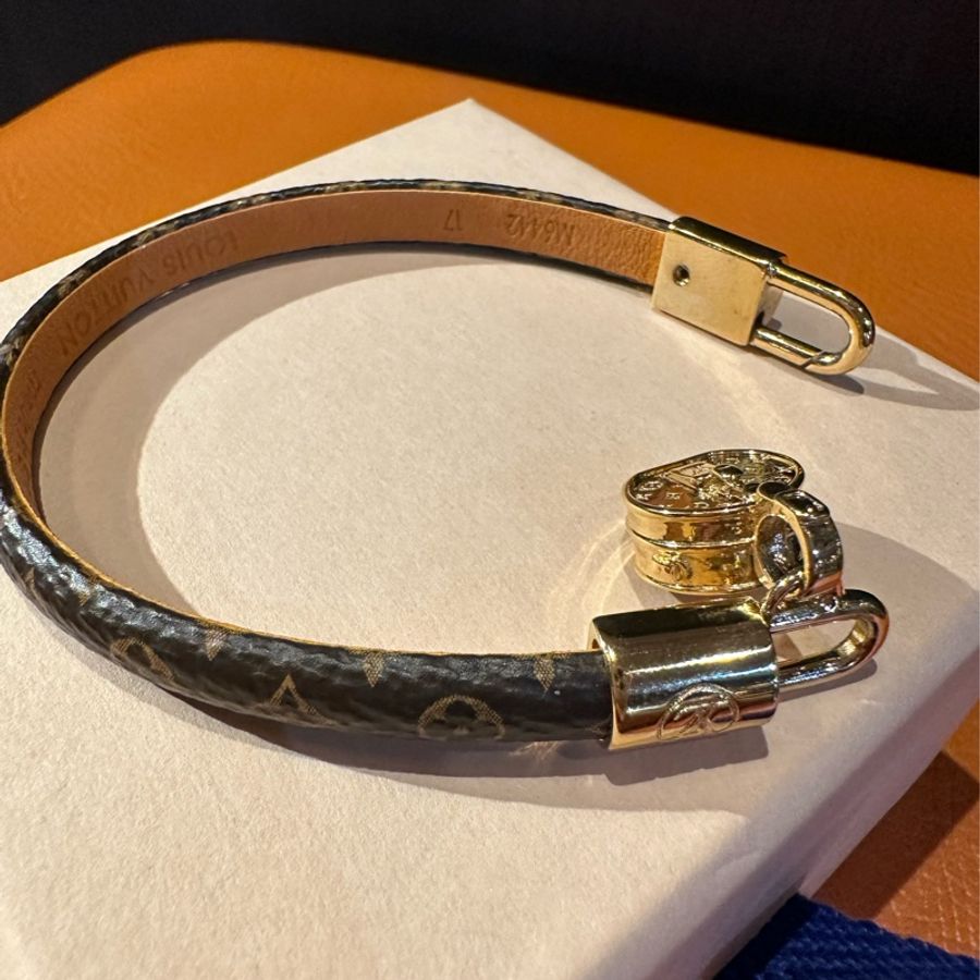 【Louis Vuitton】老花圓餅手鐲-9