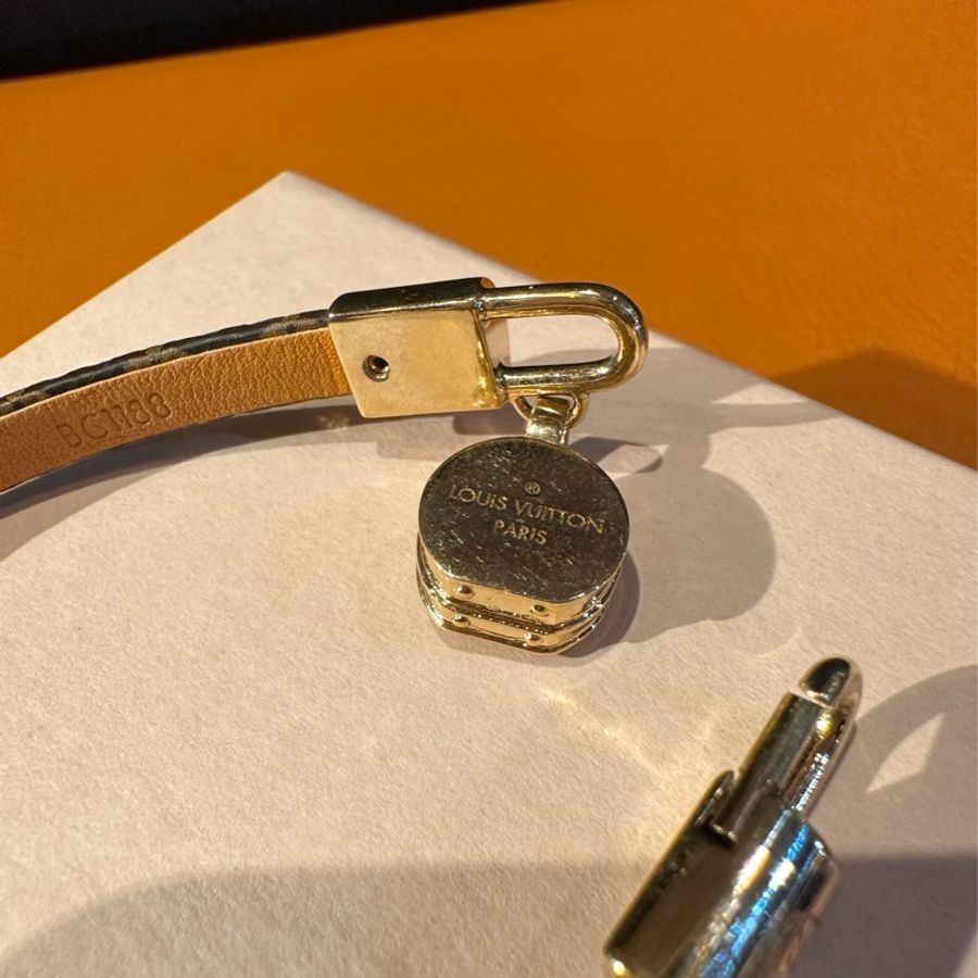 【Louis Vuitton】老花圓餅手鐲-10
