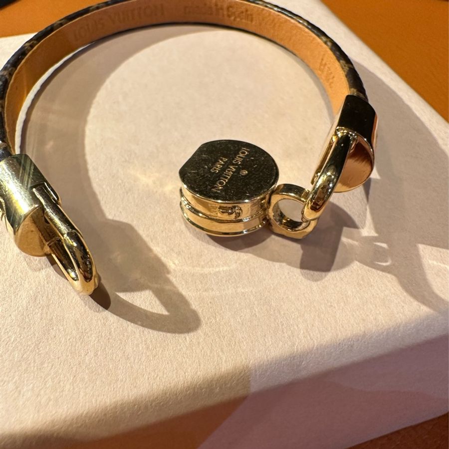 【Louis Vuitton】老花圓餅手鐲-13