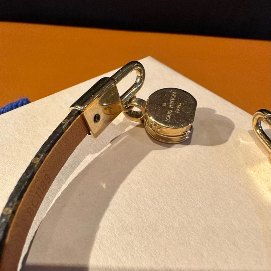 【Louis Vuitton】老花圓餅手鐲-14