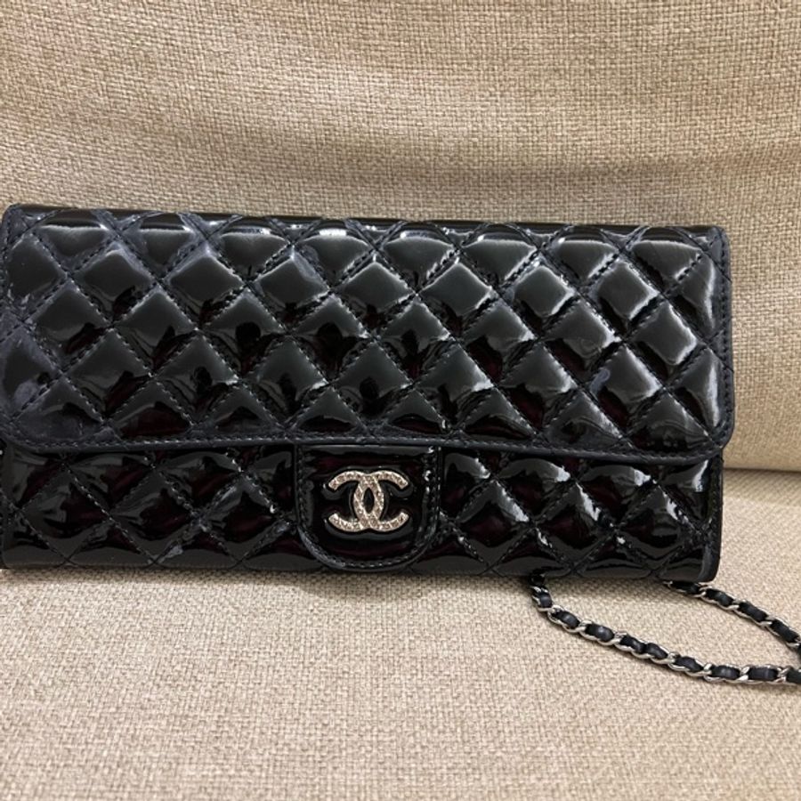 Chanel 漆皮clutch-6