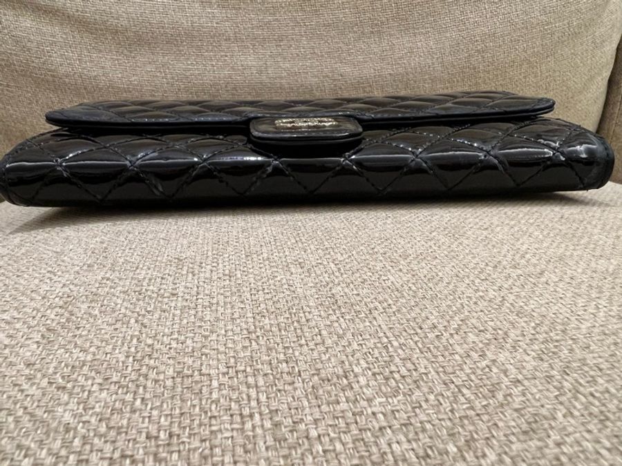 Chanel 漆皮clutch-8