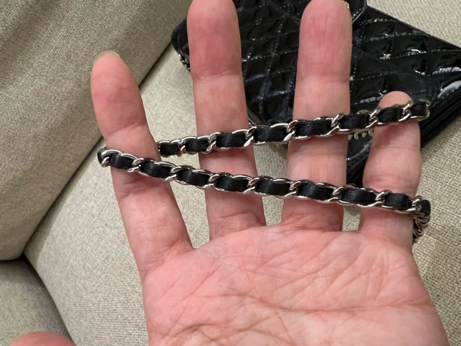 Chanel 漆皮clutch-14