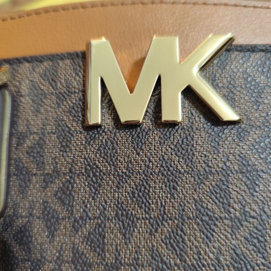 MK Michael Kors Mott 滿版咖 小號 (不可議)-12