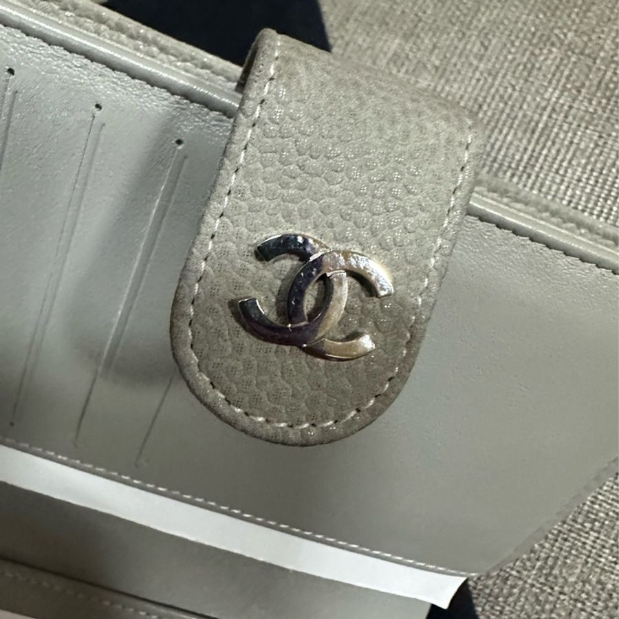 CHANEL幻彩牛皮/中夾-14