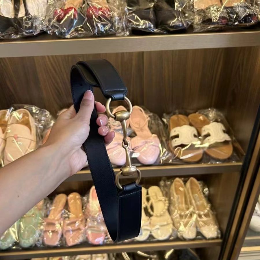 Gucci 馬銜扣腰帶 全新85碼 搭配裙子大衣都好看-2