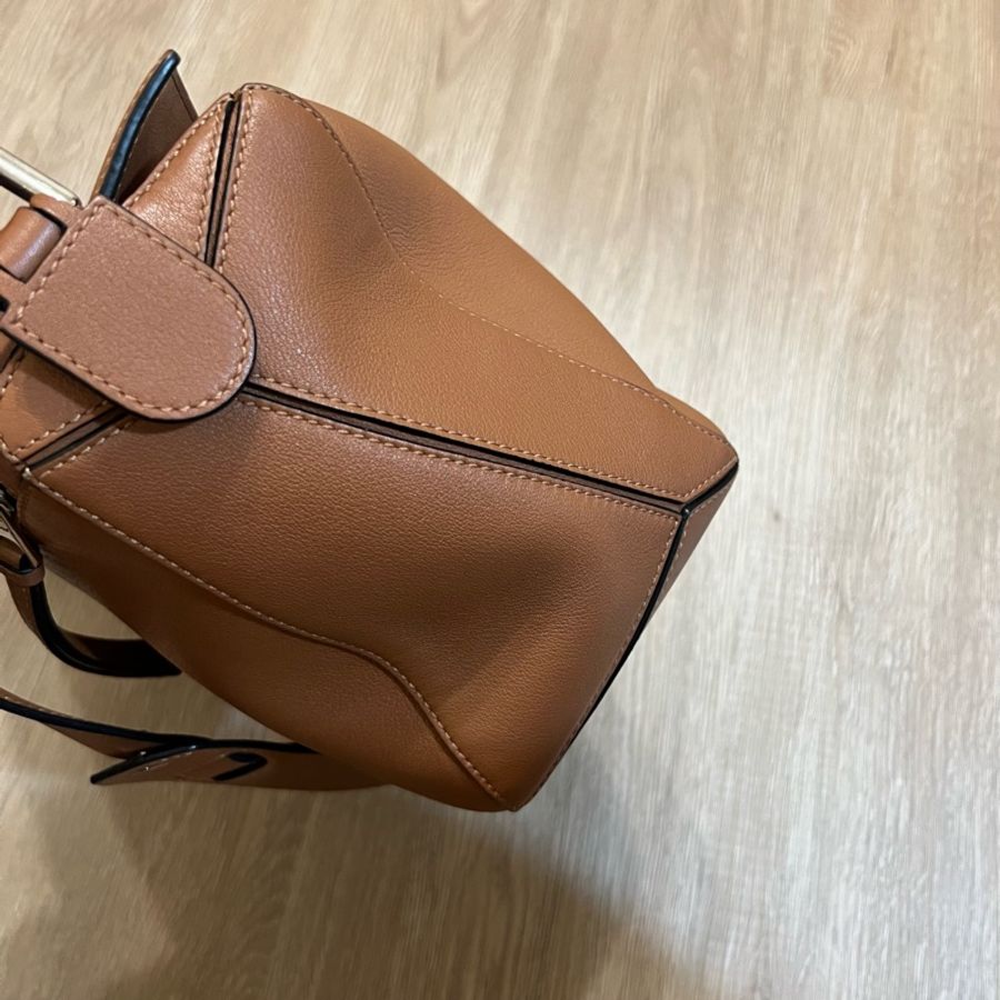 瑞奇二手精品 loewe puzzle 中號 美品 焦糖色-9