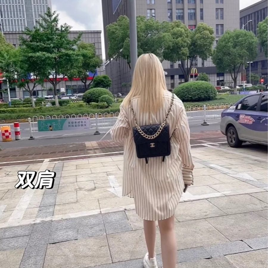 香奈兒 CHANEL 23S牛皮復古雙肩包 郵差豆腐包 黑金-36