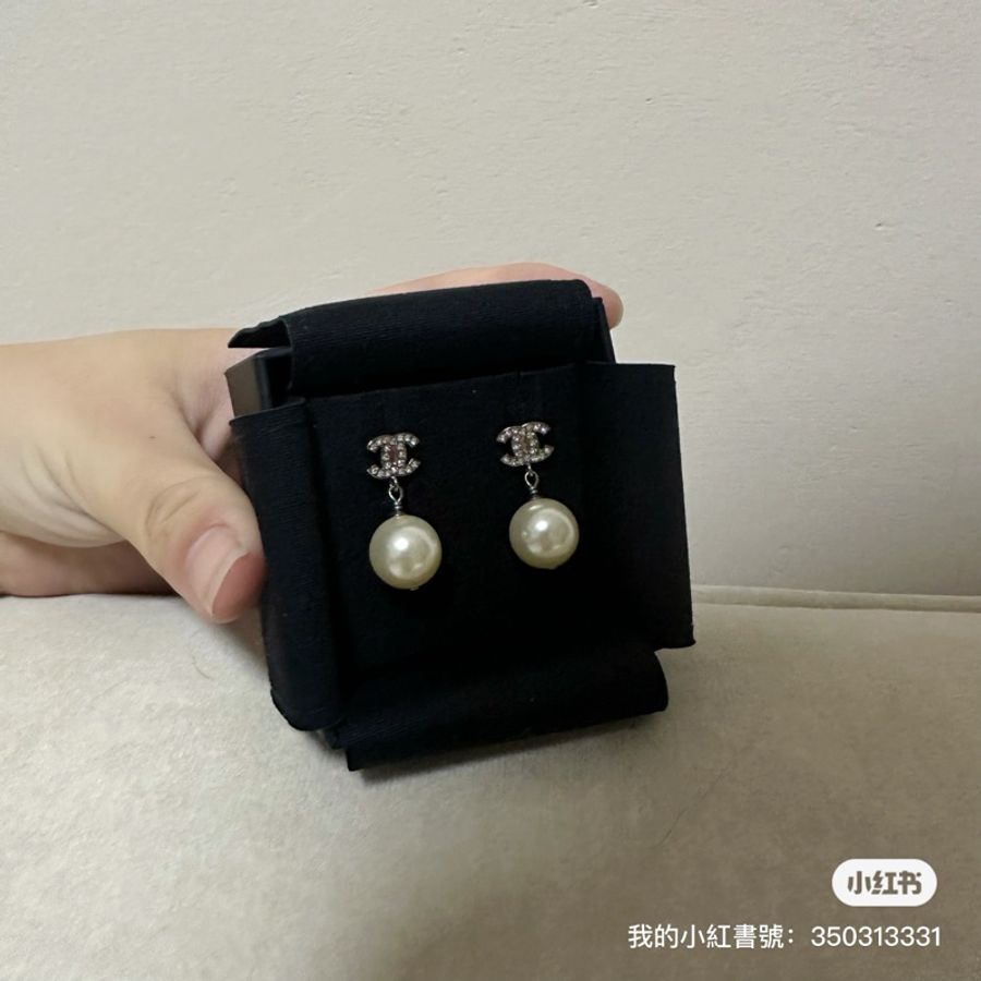 全新chanel經典雙c水鑽珍珠耳環-0