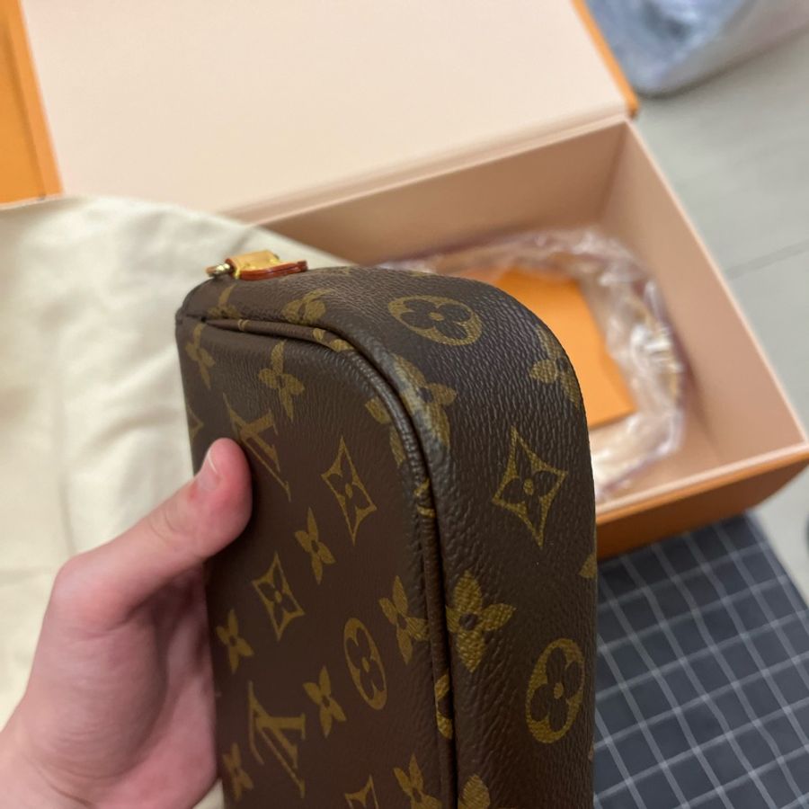 LV Wallet on Chain Ivy-15