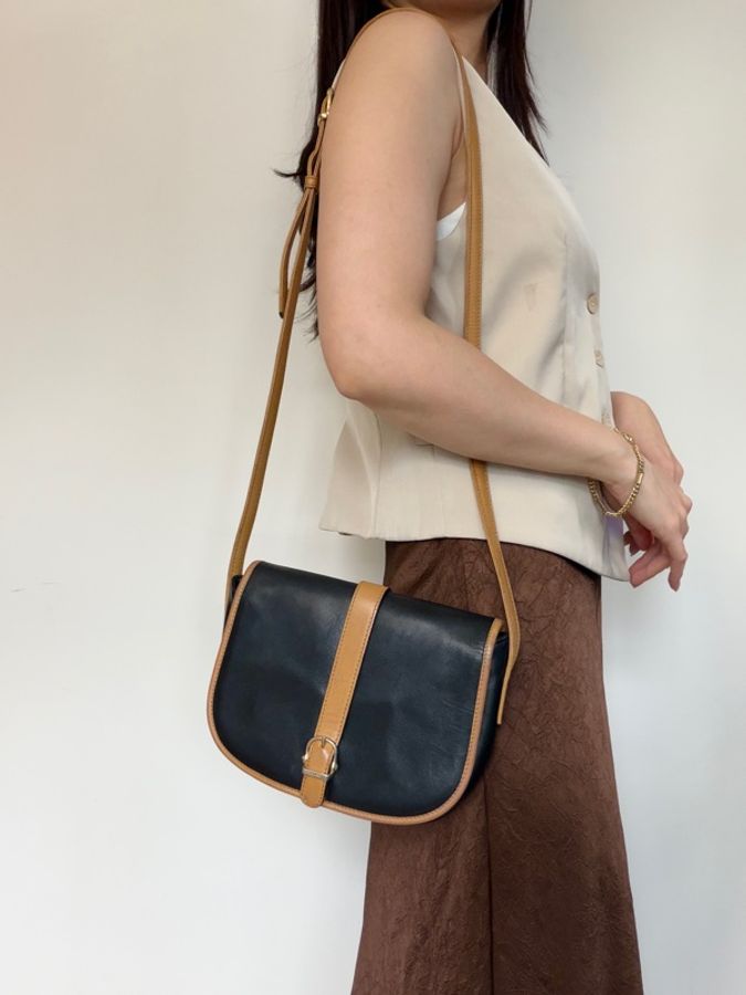 中古孤品 Celine 拼色牛革馬蹄扣斜背包 男女適用-10