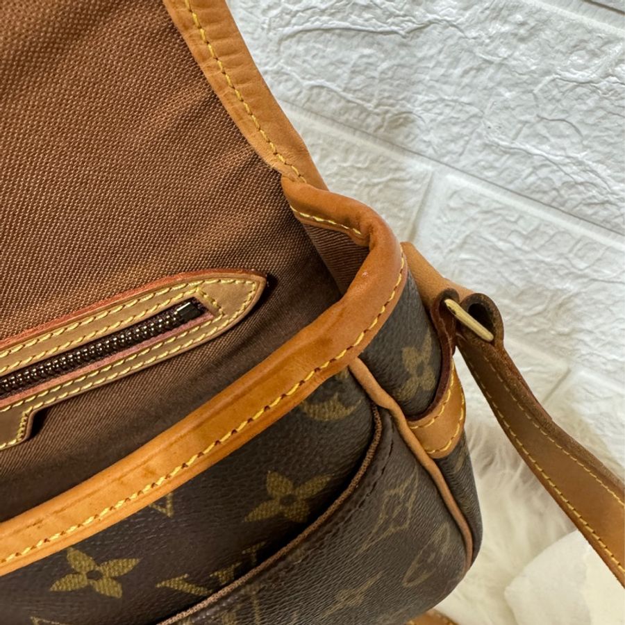 LV M42250 Vintage 老花中古法棍包 郵差包 馬鞍包 斜背包-17