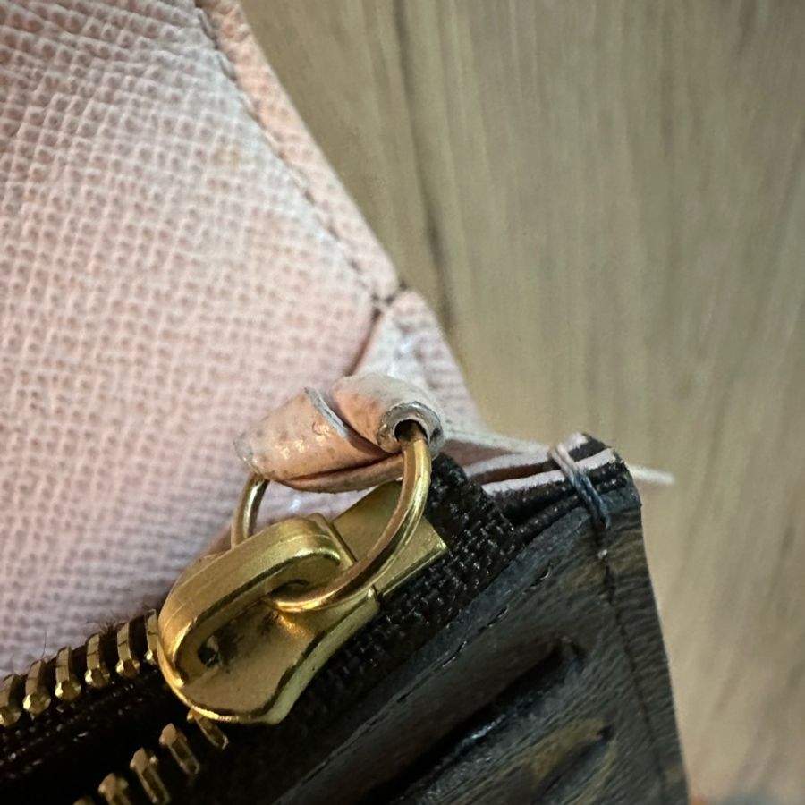 專櫃正品 LOUIS VUITTON LV Monogram Emilie 淡粉色長夾 M61289-18