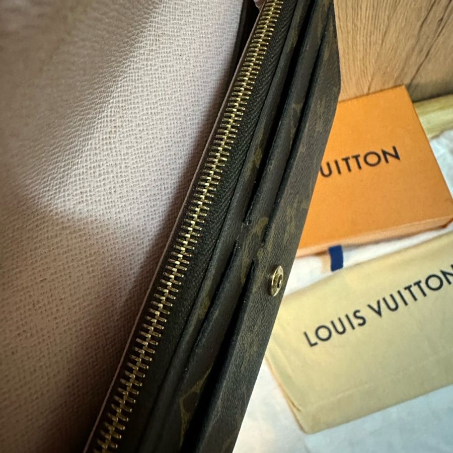 專櫃正品 LOUIS VUITTON LV Monogram Emilie 淡粉色長夾 M61289-25
