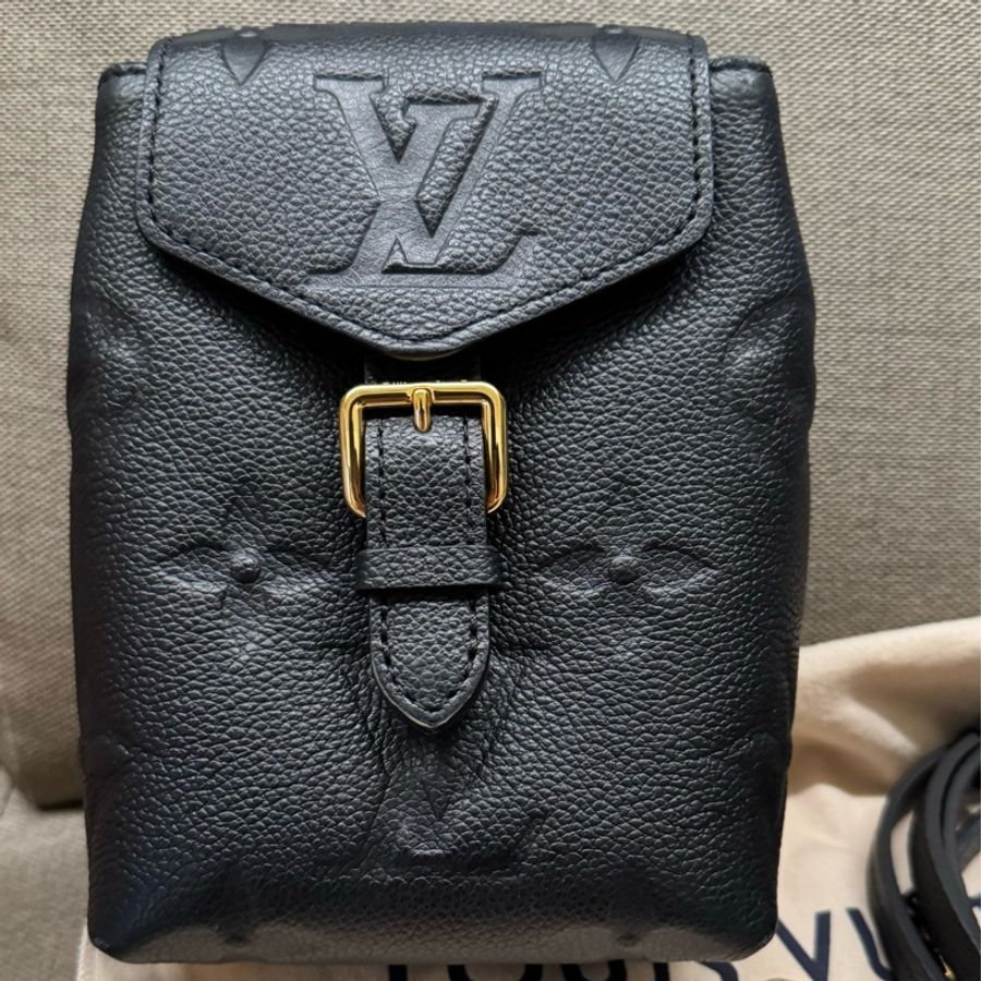 LV路易威登-M80596-TINY雙肩帶後背包，斜背包，一包兩用，附雙肩帶-1
