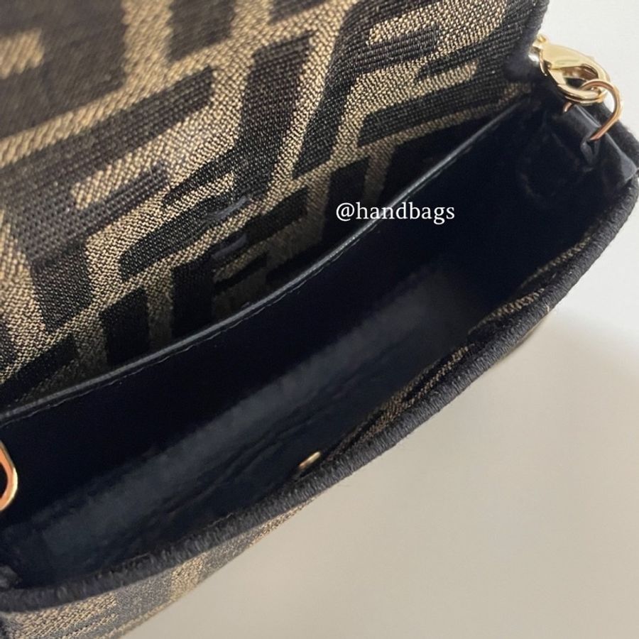 🔹全新品🔹 FENDI Nano Baguette 迷你 法棍 鑰匙圈 小廢包 可拆 金鍊 老花 7AR844-7