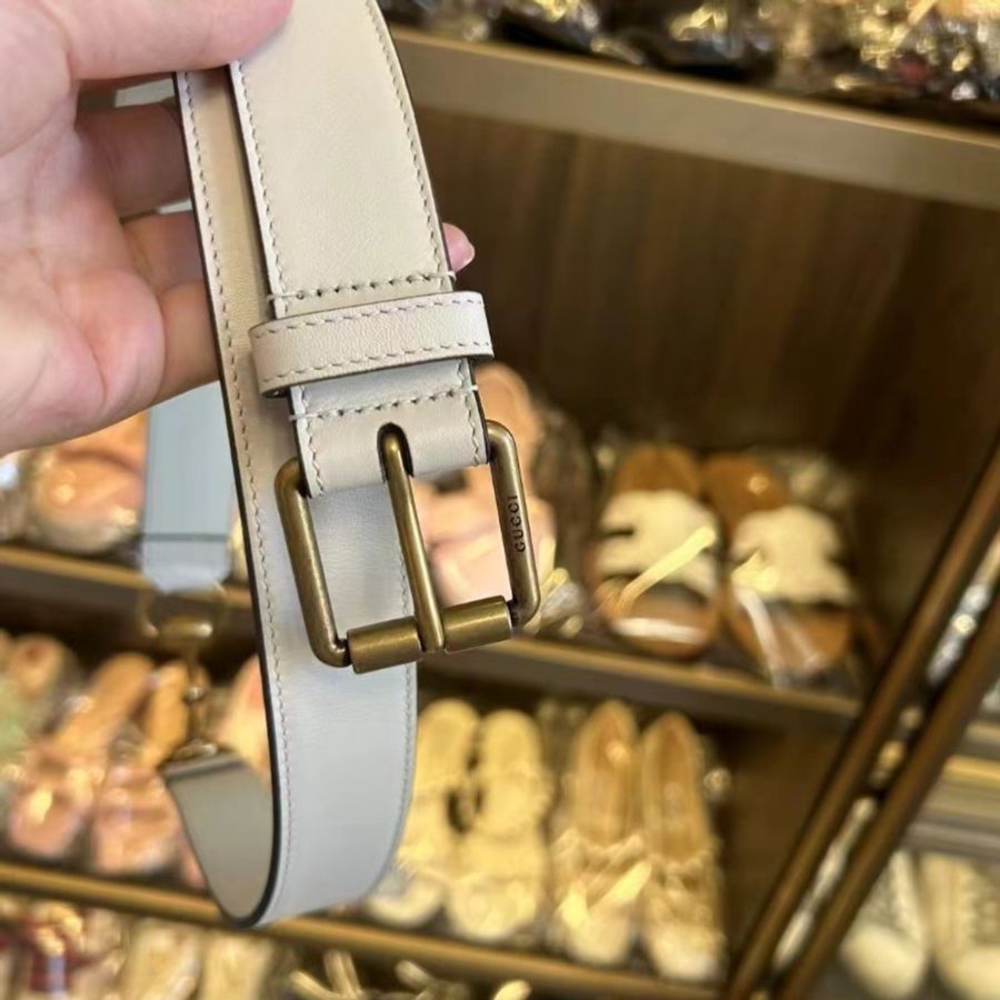 Gucci 馬銜扣腰帶 全新85碼 搭配裙子大衣都好看-1
