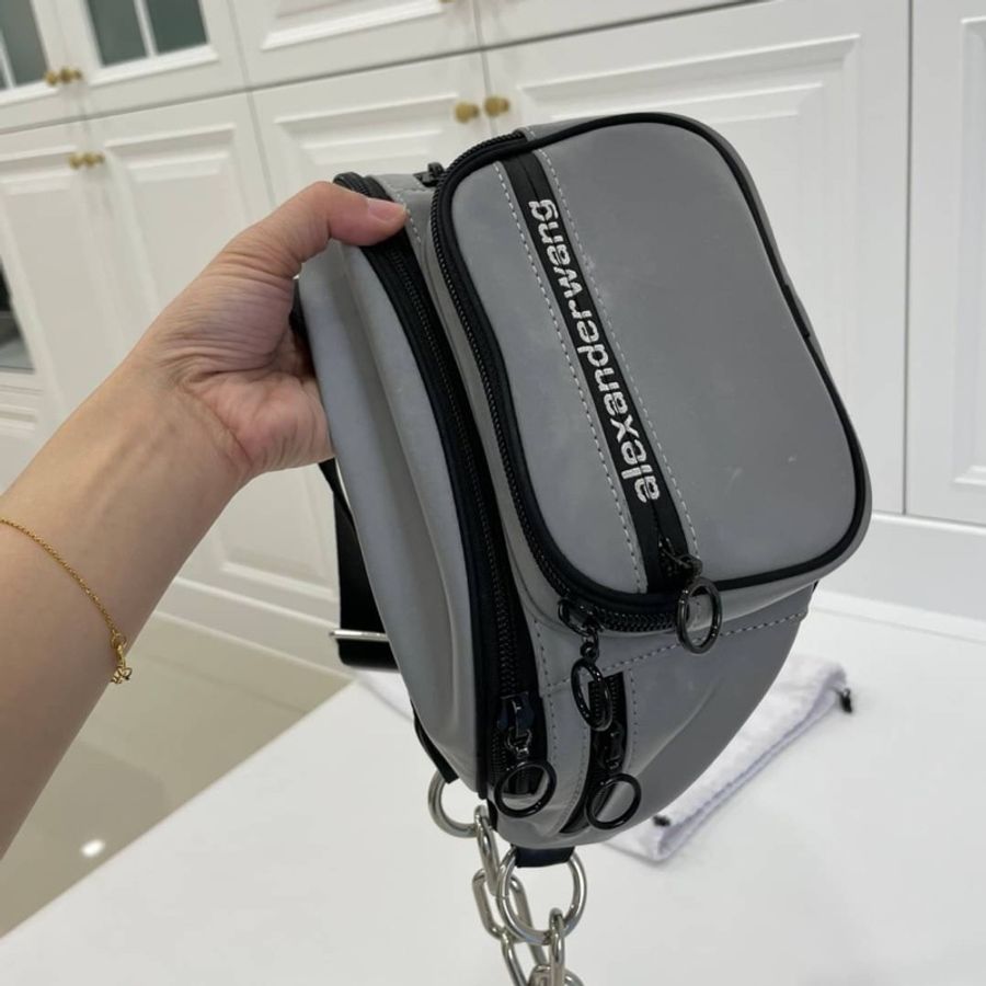 Alexander Wang Attica 尼龍logo attica 銀色反光 腰包 胸包 斜背包 胸口包 肩背包-5