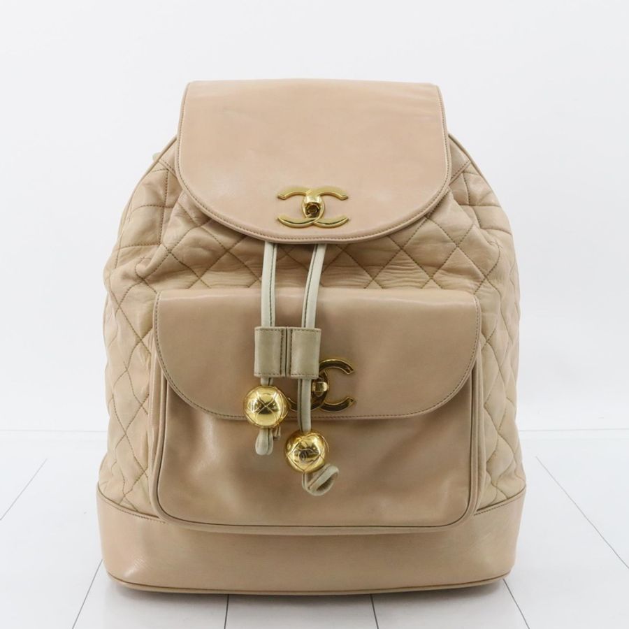Chanel Vintage Matelassé 奶茶色羊皮金球後背包 Duma-2