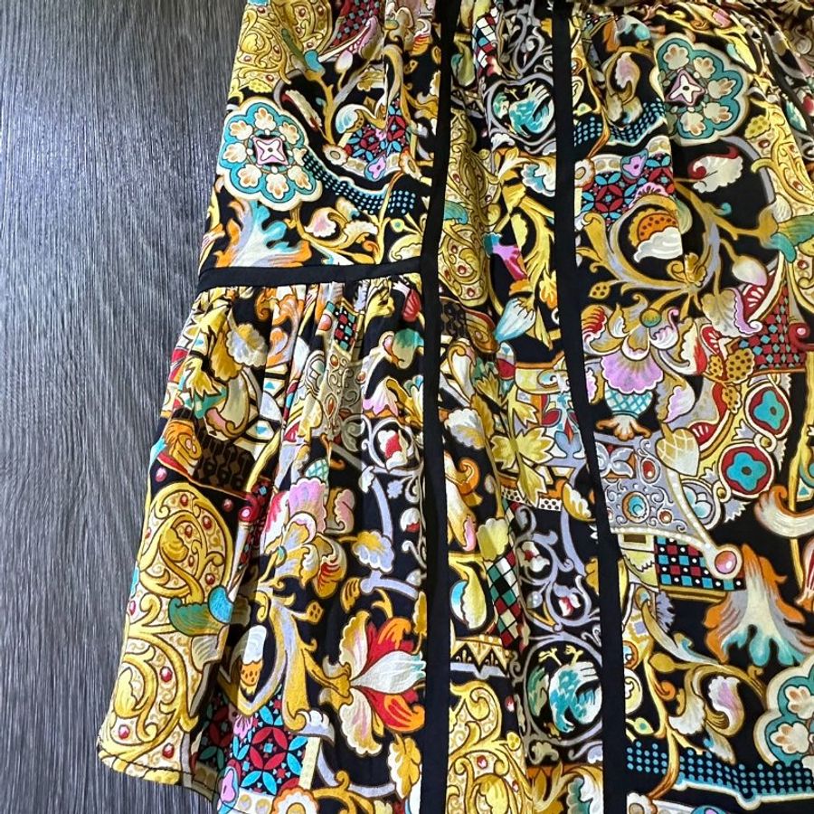 【美收精品】LV VESTIDO 黑色與阿拉伯式花紋套裝 A-82-3