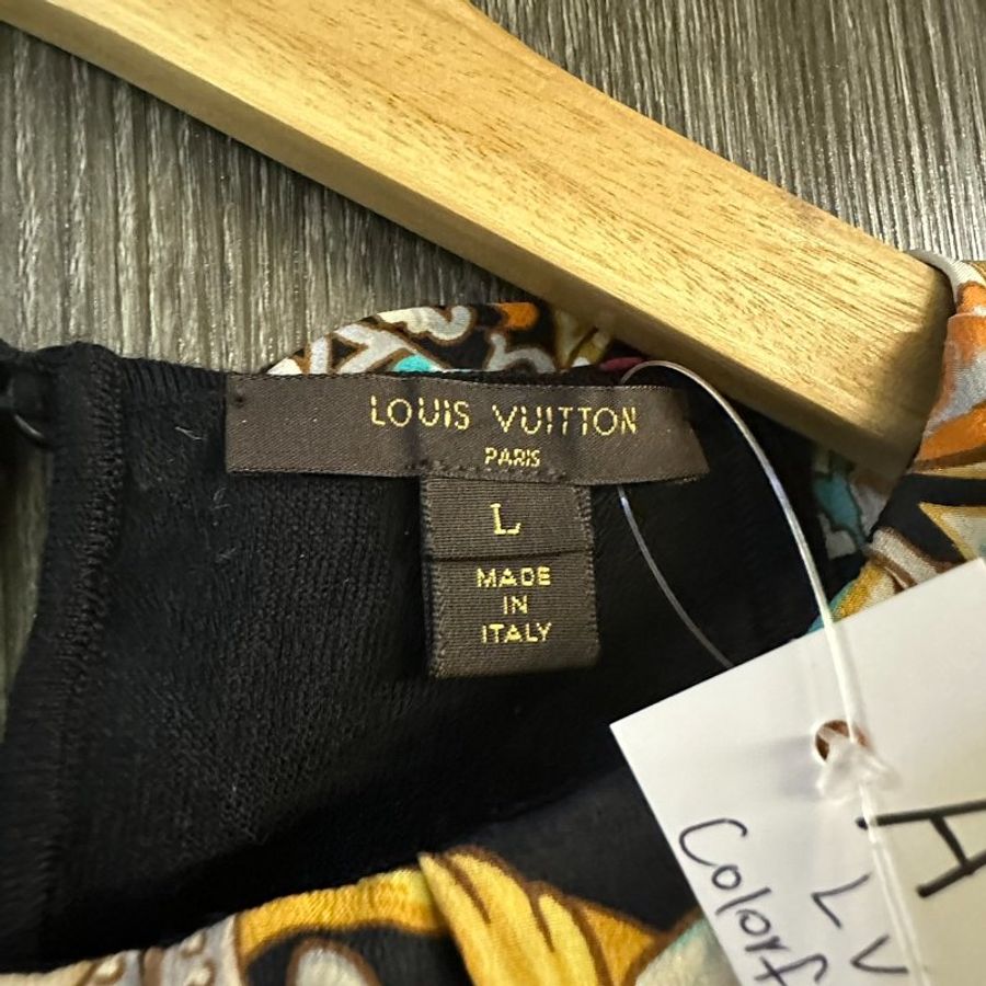 【美收精品】LV VESTIDO 黑色與阿拉伯式花紋套裝 A-82-6