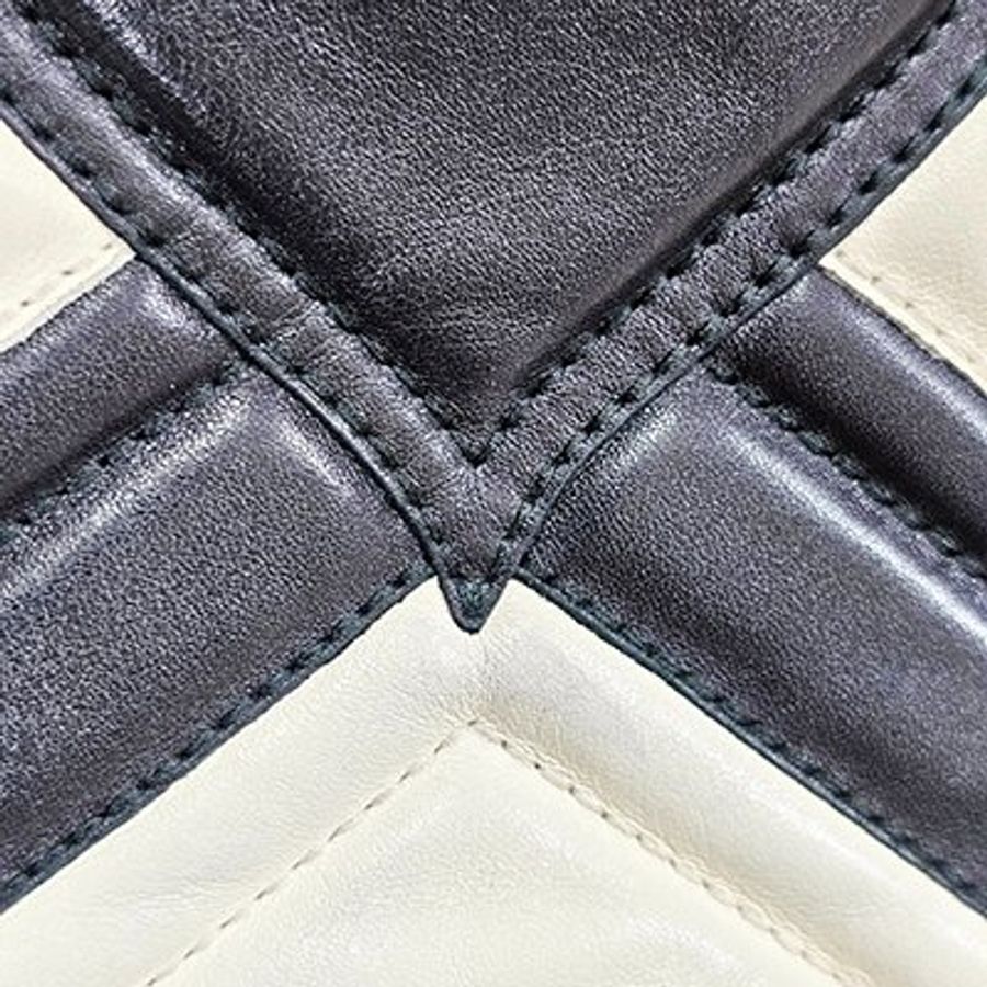 已售出 GUCCI 黑/白山型紋牛皮GG MARMONT 鍊帶兩用包 443501-8