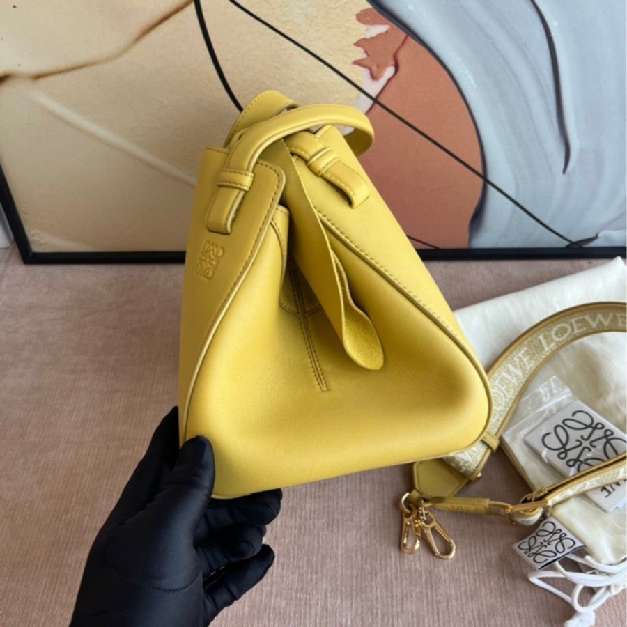 LOEWE 小兔造型吊床包 寬肩帶可手提單肩斜挎包-4