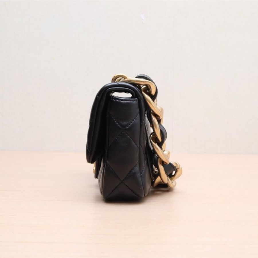 CHANEL(香奈兒) 22P 粗鏈條單肩包 MINI 17 黑色  晶片開 金扣-1