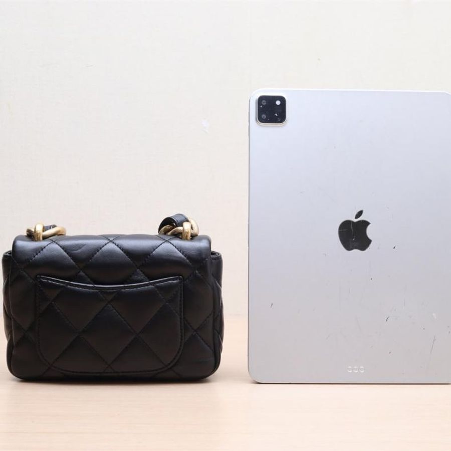CHANEL(香奈兒) 22P 粗鏈條單肩包 MINI 17 黑色  晶片開 金扣-2