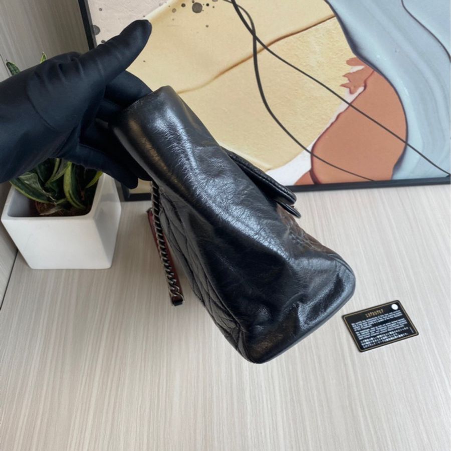 CHANEL 孟買系列tote 黑銀油蠟皮-5