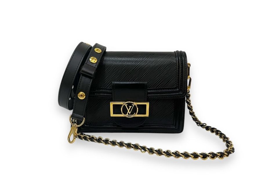 LV 黑EPI MINI Dauphine 金釦肩斜背包-3