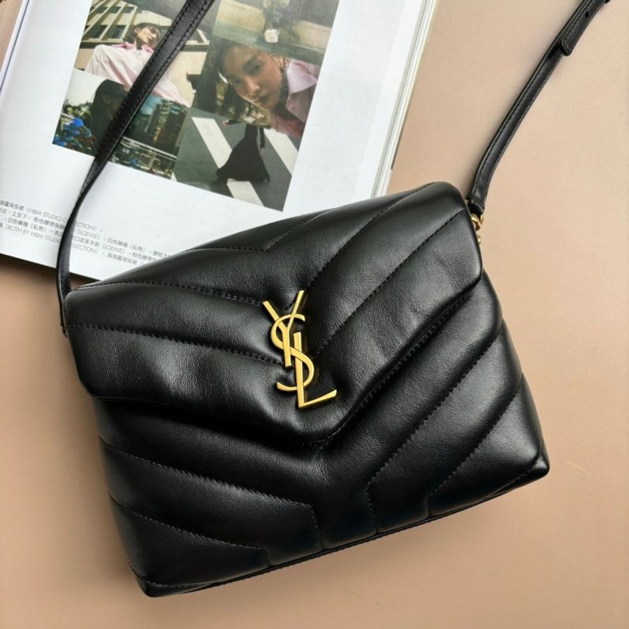 ::SAINT LAURENT:: YSL LOULOU 「Y」形絎縫皮革TOY手袋-0
