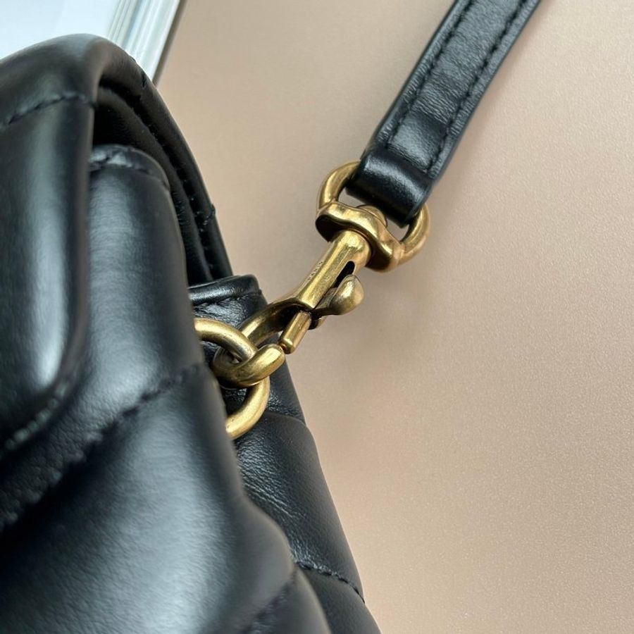 ::SAINT LAURENT:: YSL LOULOU 「Y」形絎縫皮革TOY手袋-5